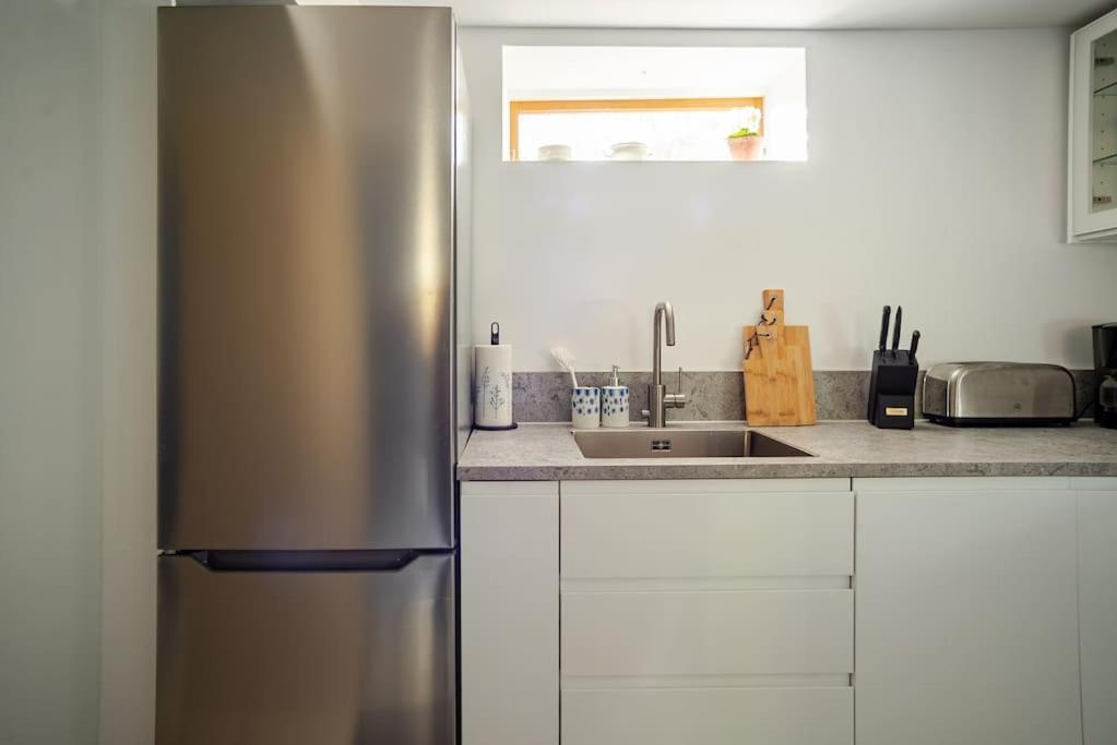 Outstanding Apartment Close To Gothenburg Kungälv Εξωτερικό φωτογραφία